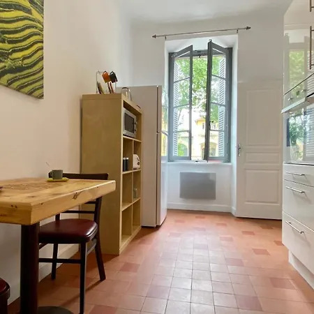 60m2 Centre Lejlighed Carcassonne